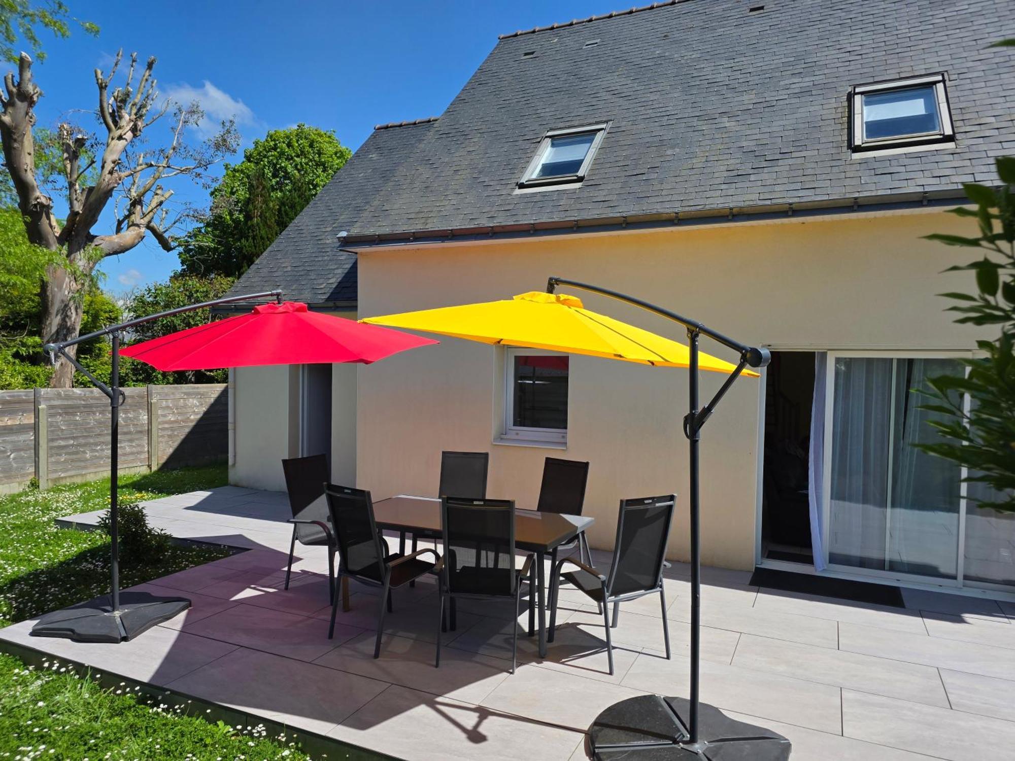 Maison De Famille Situee A Saint-Molf. Eksteriør billede